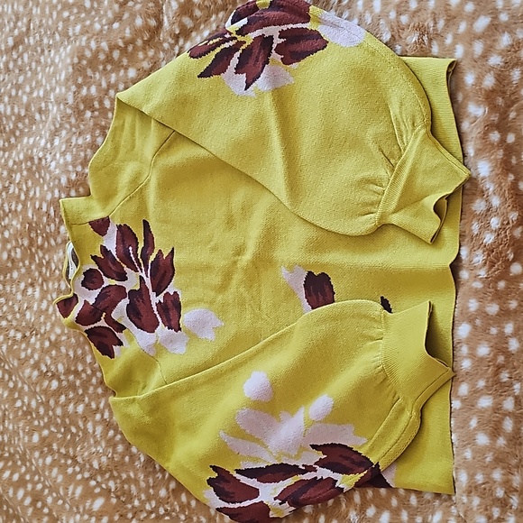 NWT Anthropologie The Beatriz Mock Neck Sweater Chartreuse Floral Size Small - Picture 4 of 7